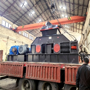 2PG1000x700液壓直連式對(duì)輥破碎機(jī)發(fā)貨圖片