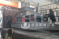想要避免破碎設(shè)備磨損就要正確的操作風(fēng)化砂破碎機(jī)！